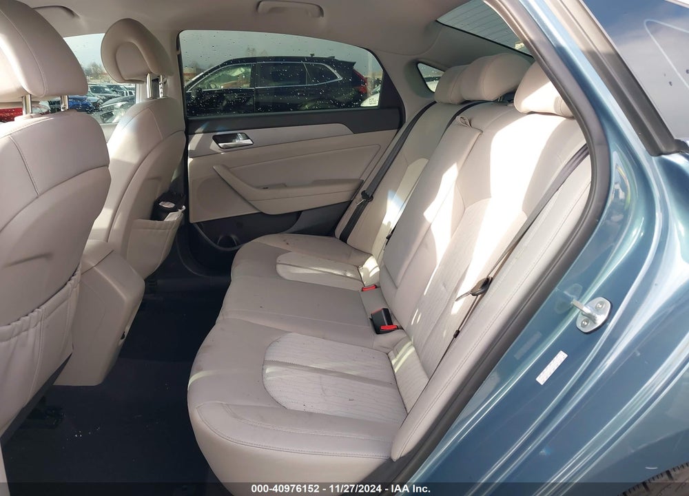 2016 HYUNDAI SONATA HYBRID SE VIN: KMHE24L17GA040782
