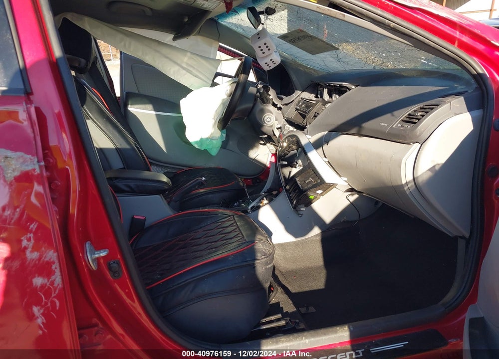 2013 HYUNDAI ACCENT SE VIN: KMHCU5AE8DU084961