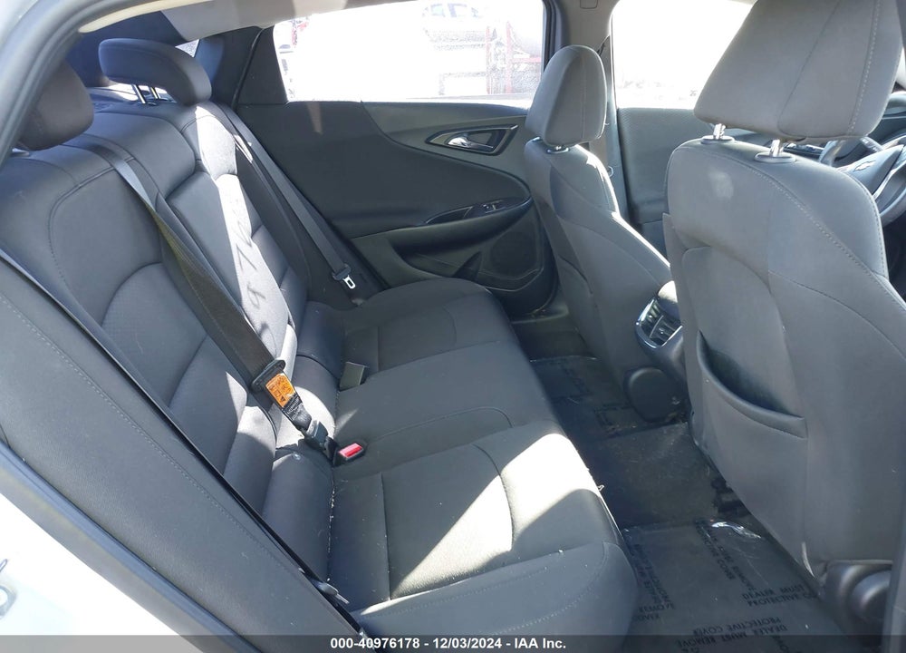 2018 CHEVROLET MALIBU LT VIN: 1G1ZD5ST8JF229436
