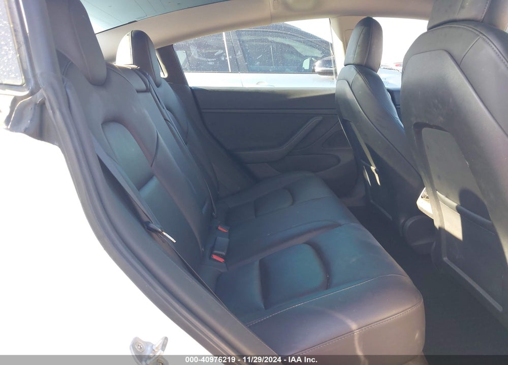 2021 TESLA MODEL 3 PERFORMANCE DUAL MOTOR ALL-WHEEL DRIVE VIN: 5YJ3E1EC0MF925652