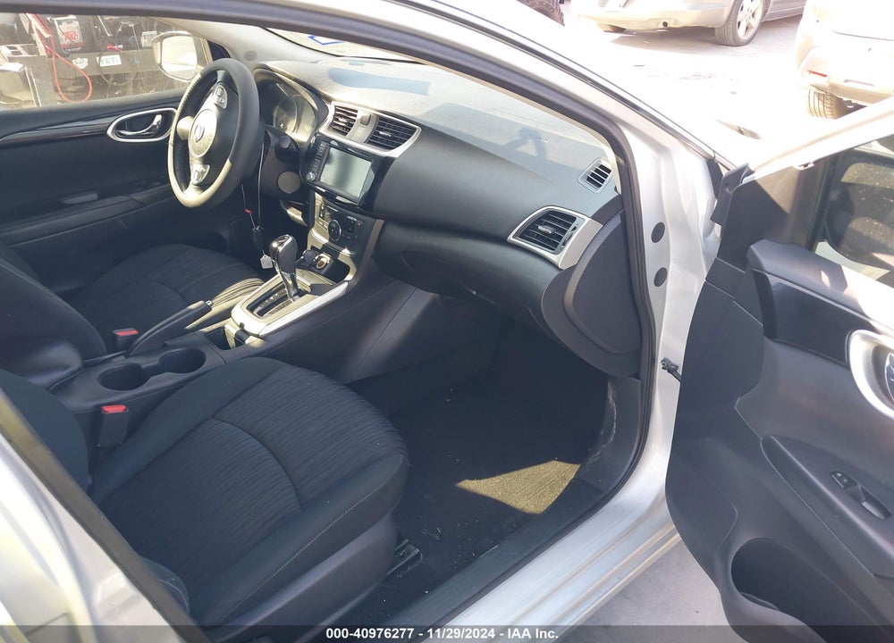 2019 NISSAN SENTRA SV VIN: 3N1AB7AP5KL623545