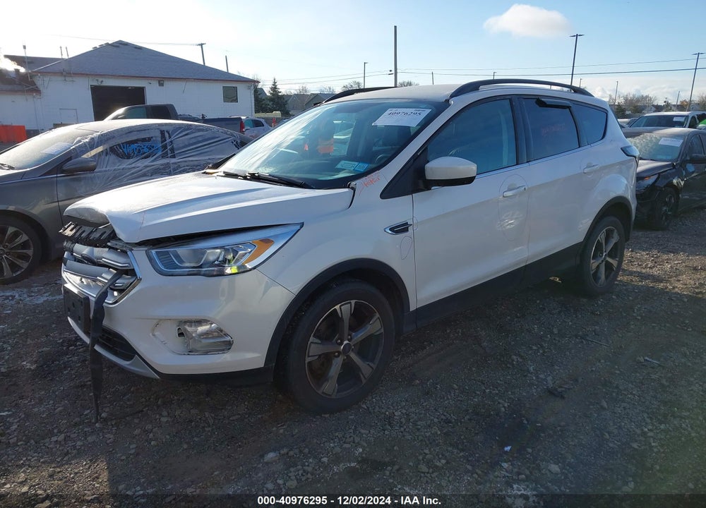 2017 FORD ESCAPE SE VIN: 1FMCU9GD0HUB38913