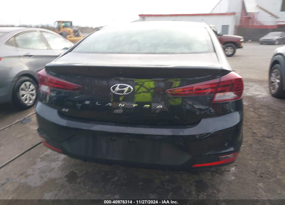 2019 HYUNDAI ELANTRA SE VIN: 5NPD74LF1KH416360