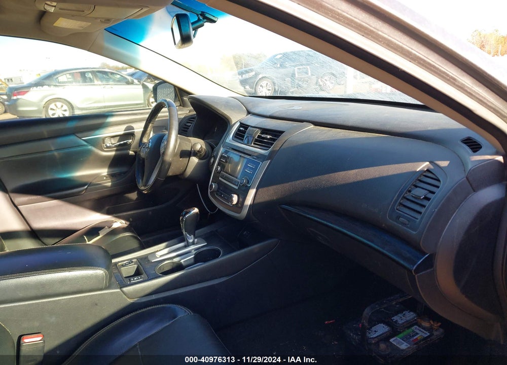 2017 NISSAN ALTIMA VIN: 1N4AL3AP0HC143958