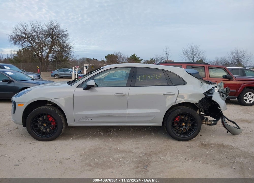 2021 PORSCHE MACAN GTS VIN: WP1AG2A56MLB53460