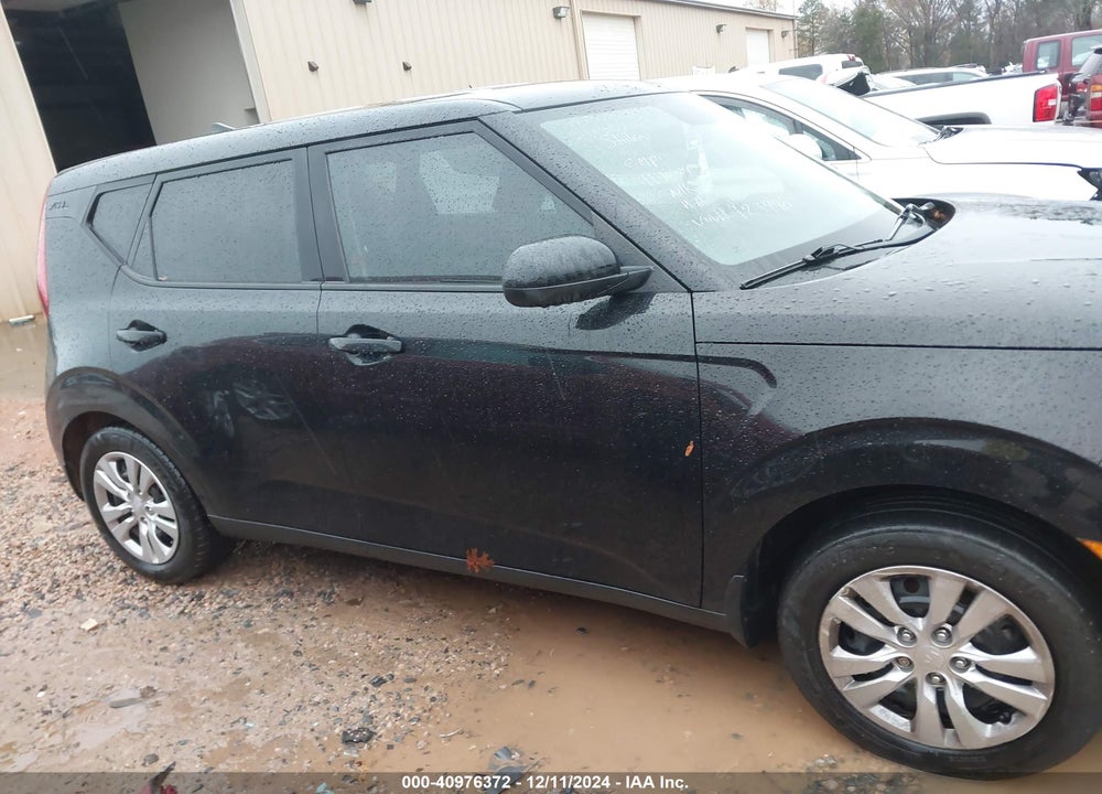 2020 KIA SOUL LX VIN: KNDJ23AU0L7123990