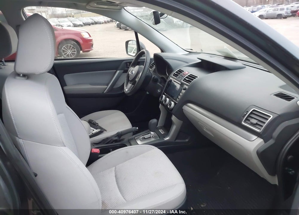 2017 SUBARU FORESTER 2.5I PREMIUM VIN: JF2SJAEC8HH402765