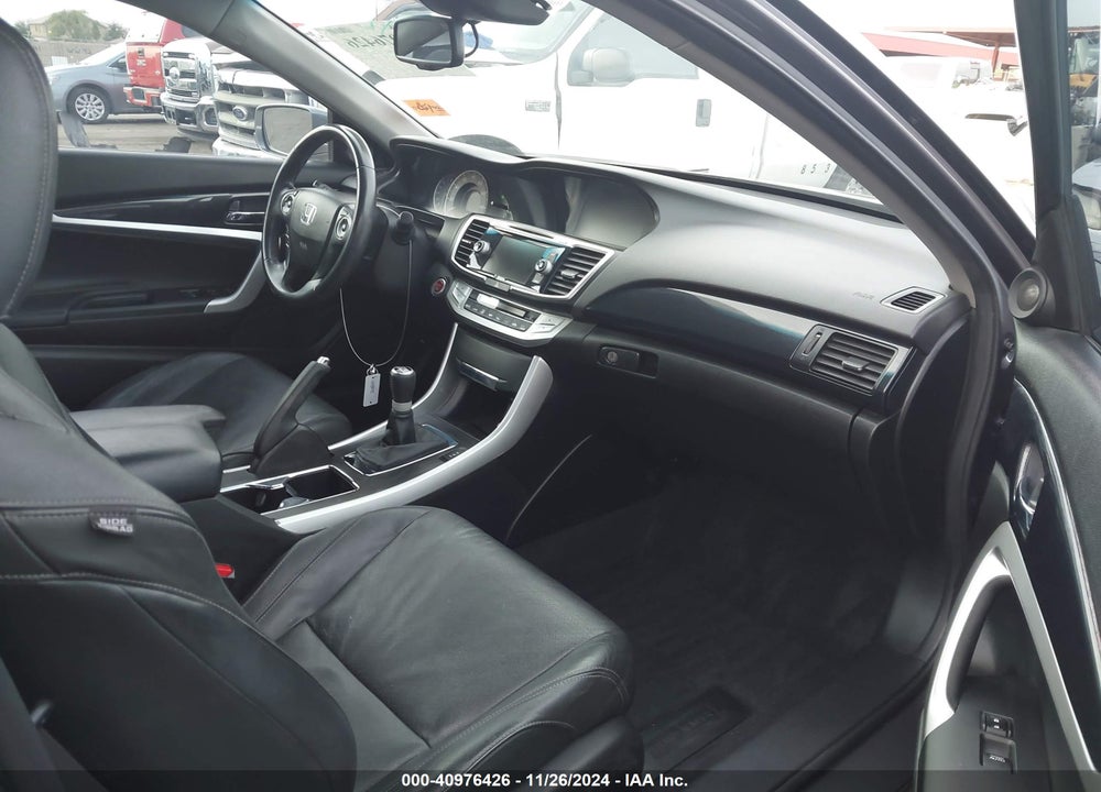 2015 HONDA ACCORD EX-L V-6 VIN: 1HGCT2A83FA003290