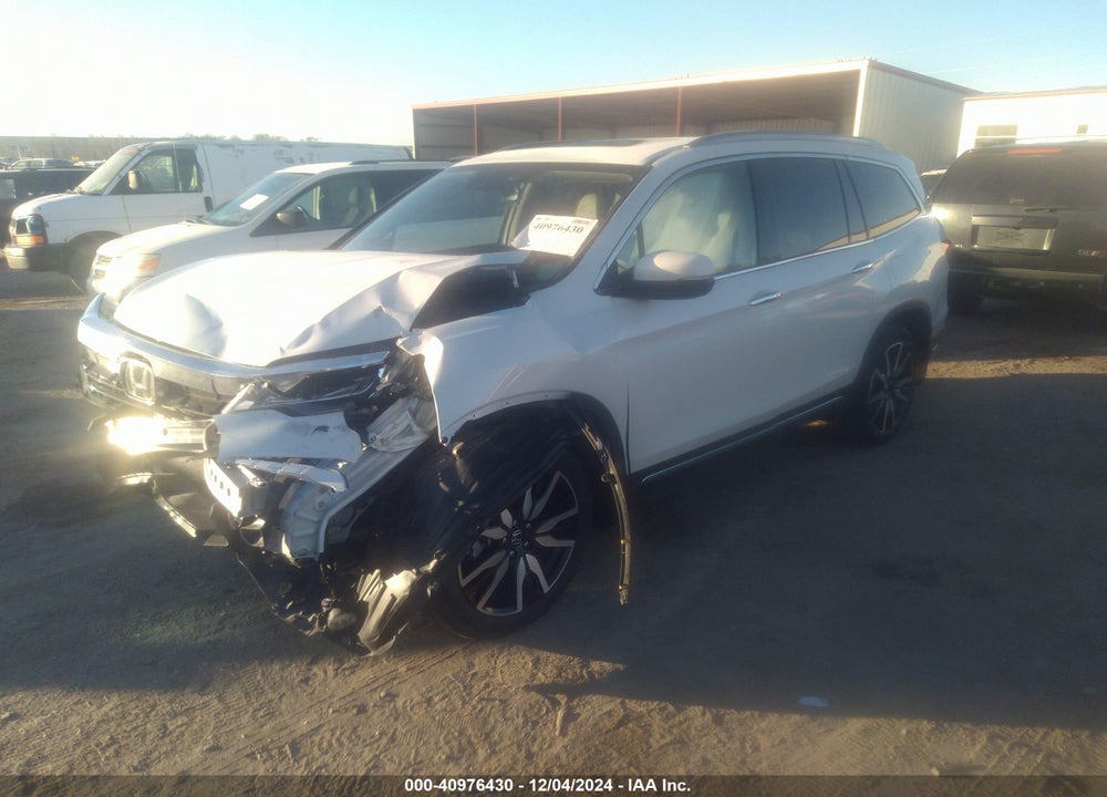2022 HONDA PILOT AWD TOURING 7 PASSENGER VIN: 5FNYF6H63NB059646