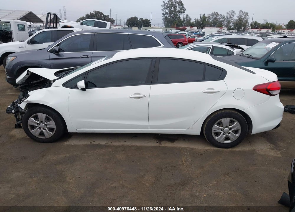 2017 KIA FORTE LX VIN: 3KPFK4A74HE098055