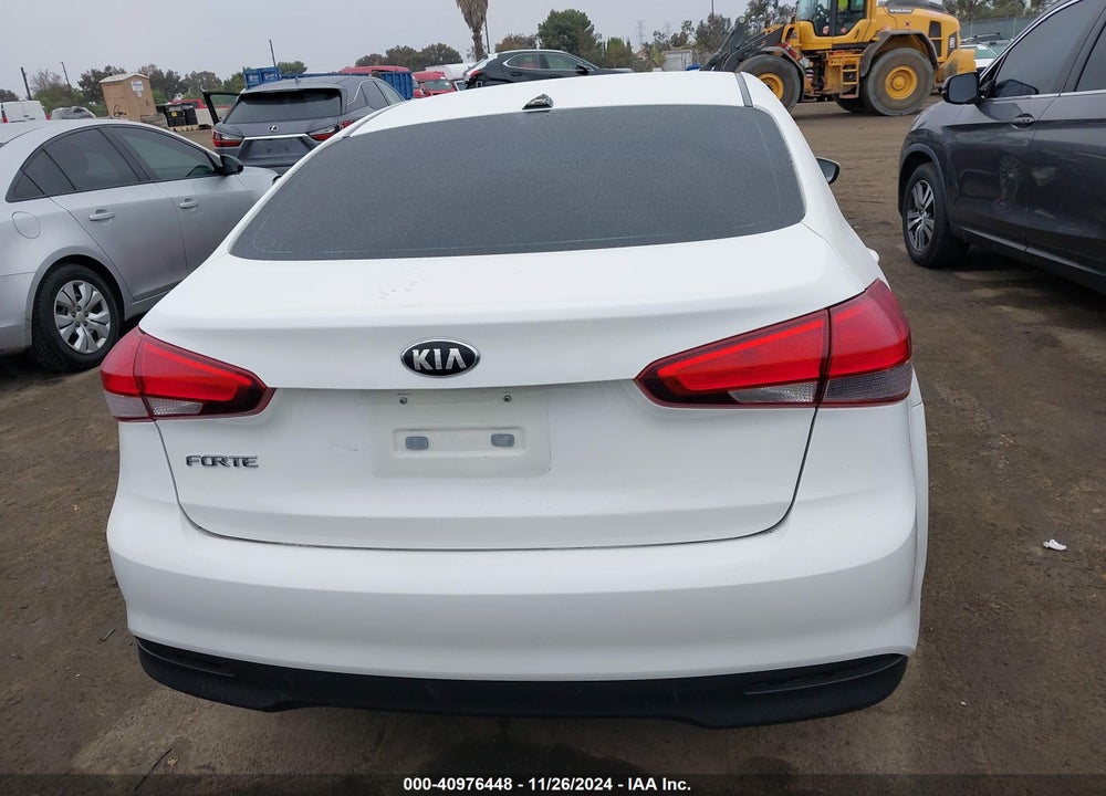 2017 KIA FORTE LX VIN: 3KPFK4A74HE098055