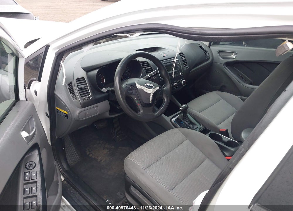 2017 KIA FORTE LX VIN: 3KPFK4A74HE098055
