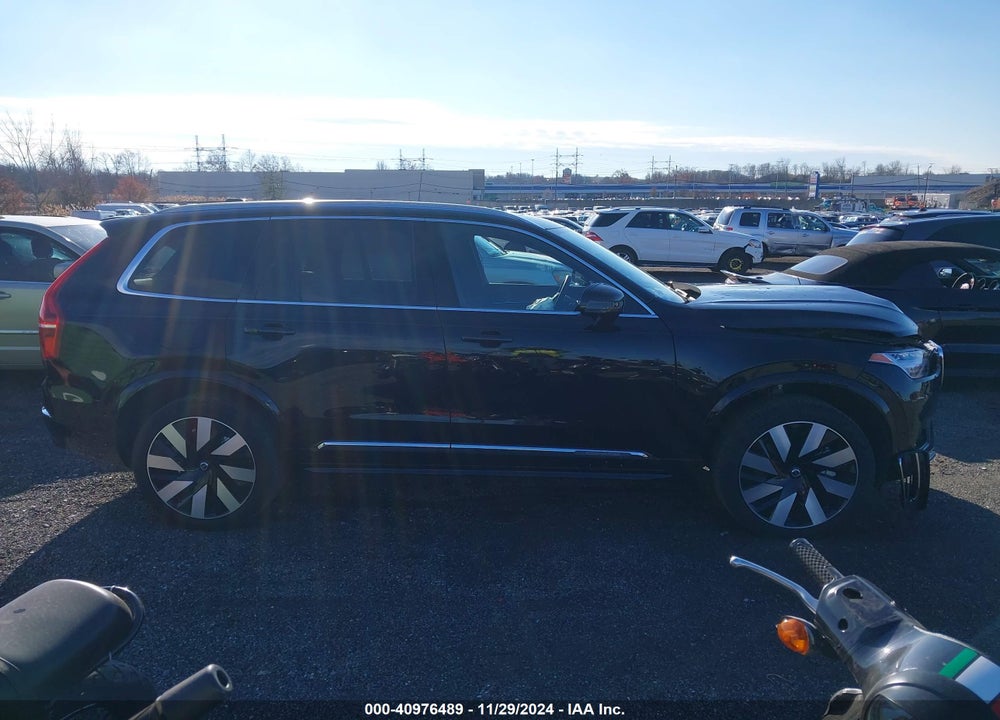 2024 VOLVO XC90 RECHARGE PLUG-IN HYBRID T8 ULTIMATE BRIGHT THEME 7-SEATER VIN: YV4H60CF9R1232134