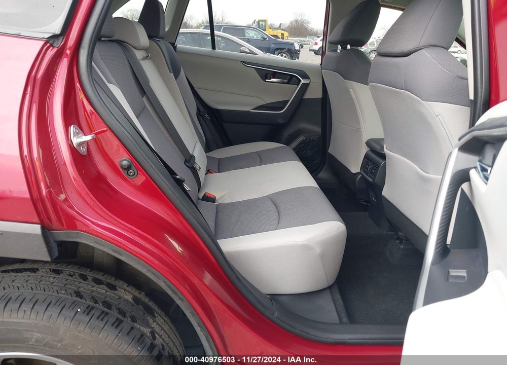 2020 TOYOTA RAV4 VIN: JTMP1RFV4LJ031737