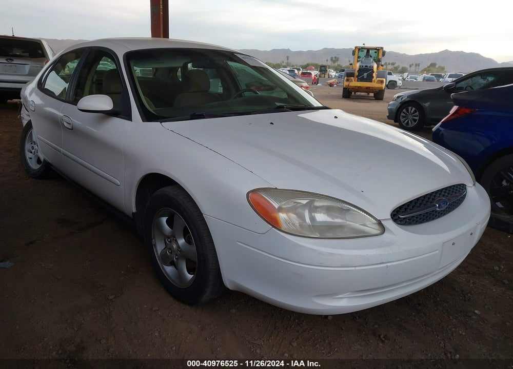 2000 FORD TAURUS SES VIN: 1FAFP55U8YG237102