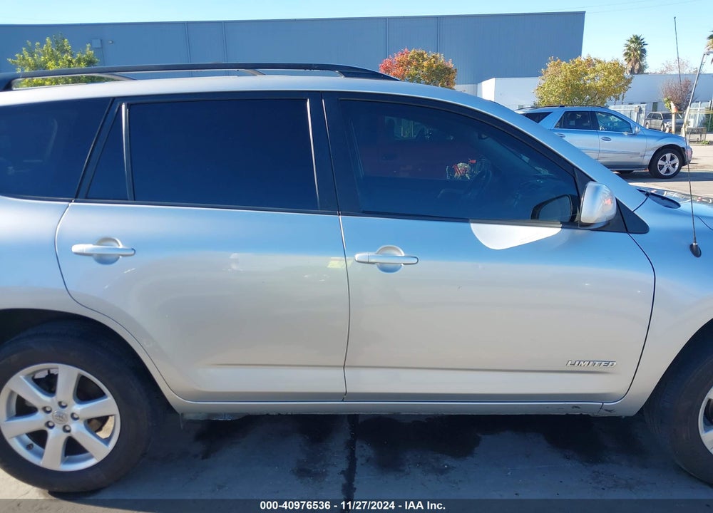 2007 TOYOTA RAV4 LIMITED V6 VIN: JTMBK31VX75018159