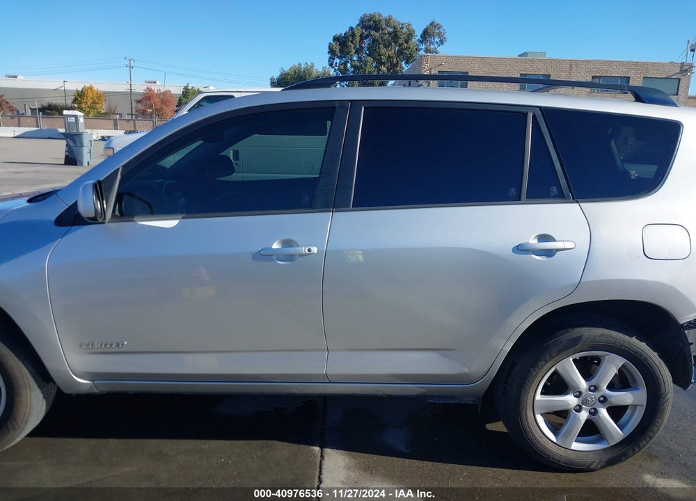 2007 TOYOTA RAV4 LIMITED V6 VIN: JTMBK31VX75018159