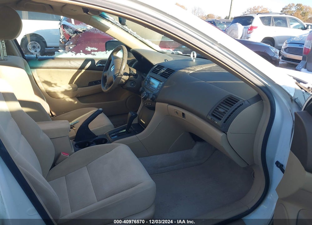 2005 HONDA ACCORD 2.4 LX VIN: 1HGCM56405A159256