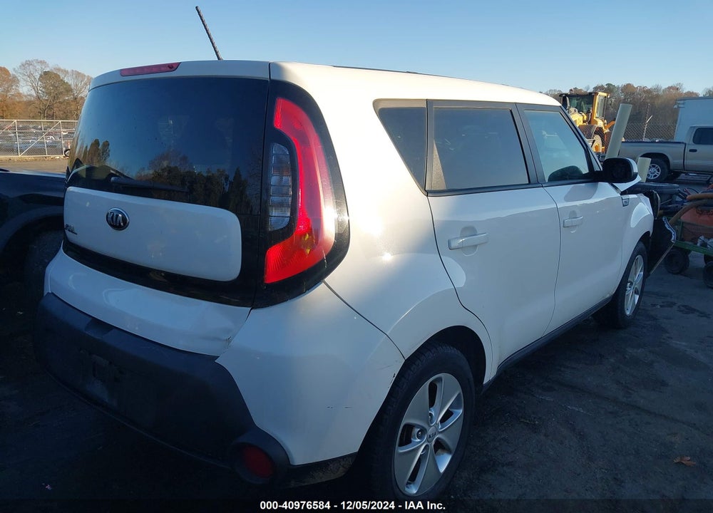 2015 KIA SOUL VIN: KNDJN2A27F7776921