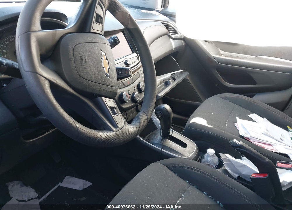 2022 CHEVROLET TRAX FWD LS VIN: KL7CJKSM4NB535802