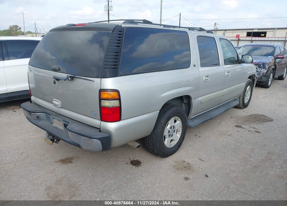 2006 CHEVROLET SUBURBAN 1500 LT VIN: 1GNEC16Z06J172628