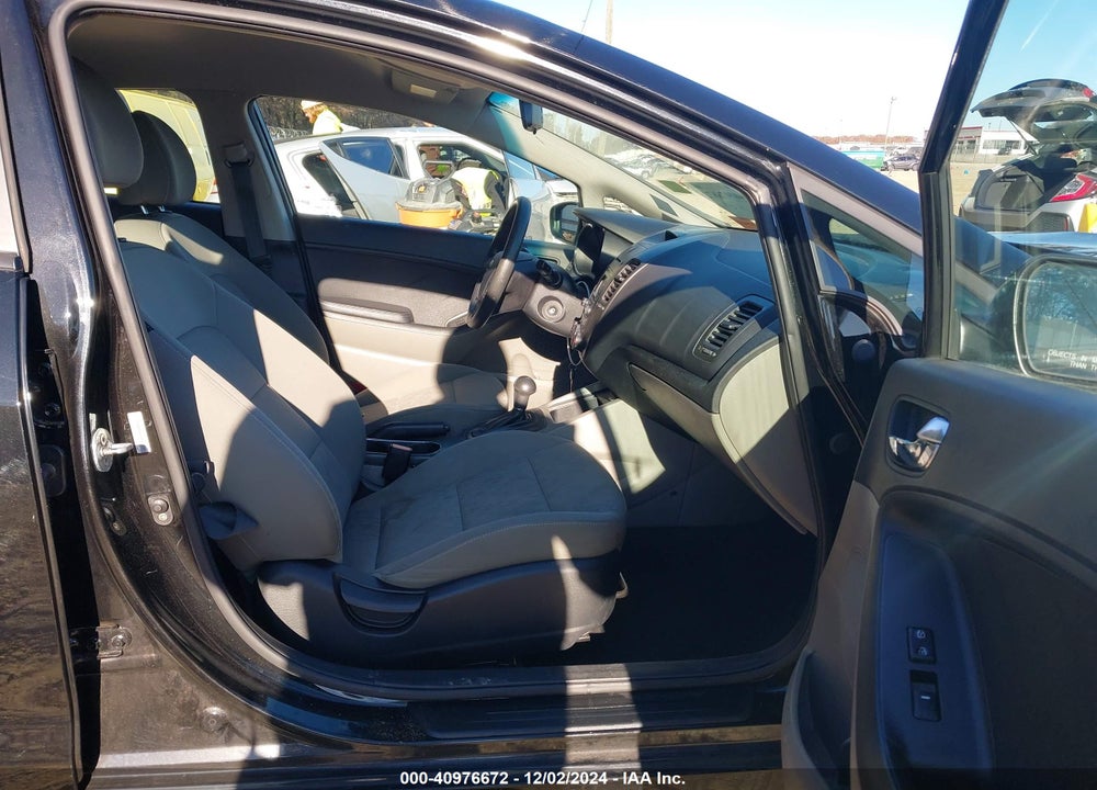 2014 KIA FORTE VIN: KNAFK4A65E5171932