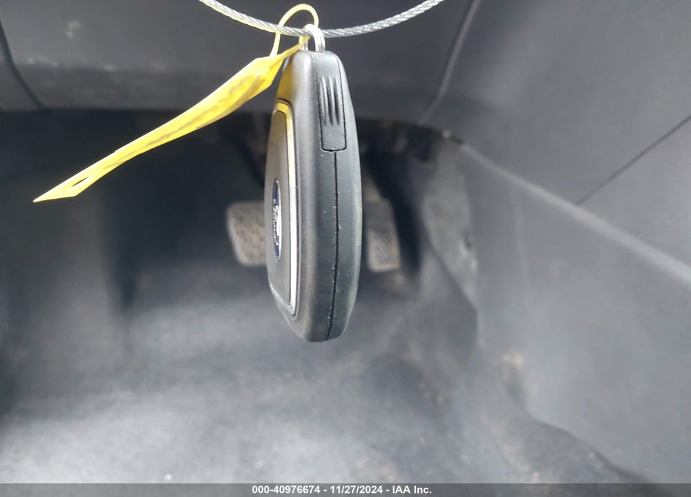 2011 FORD FIESTA SES VIN: 3FADP4FJ9BM108661