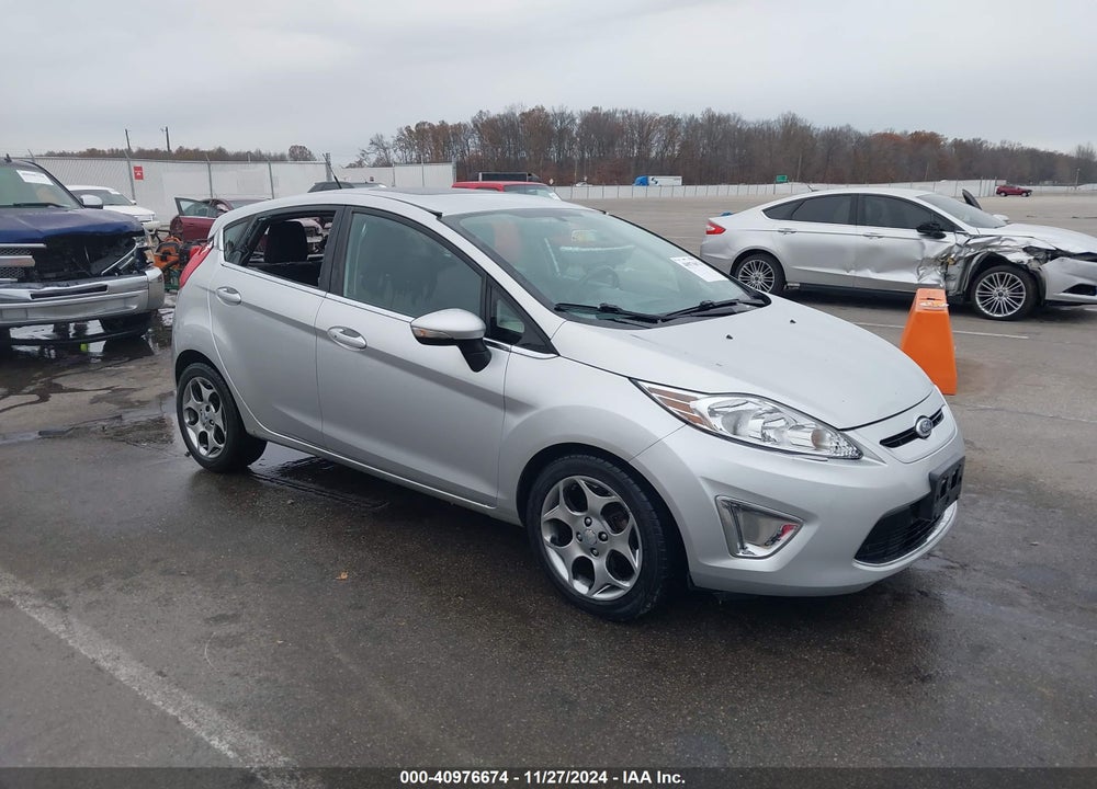 2011 FORD FIESTA SES VIN: 3FADP4FJ9BM108661