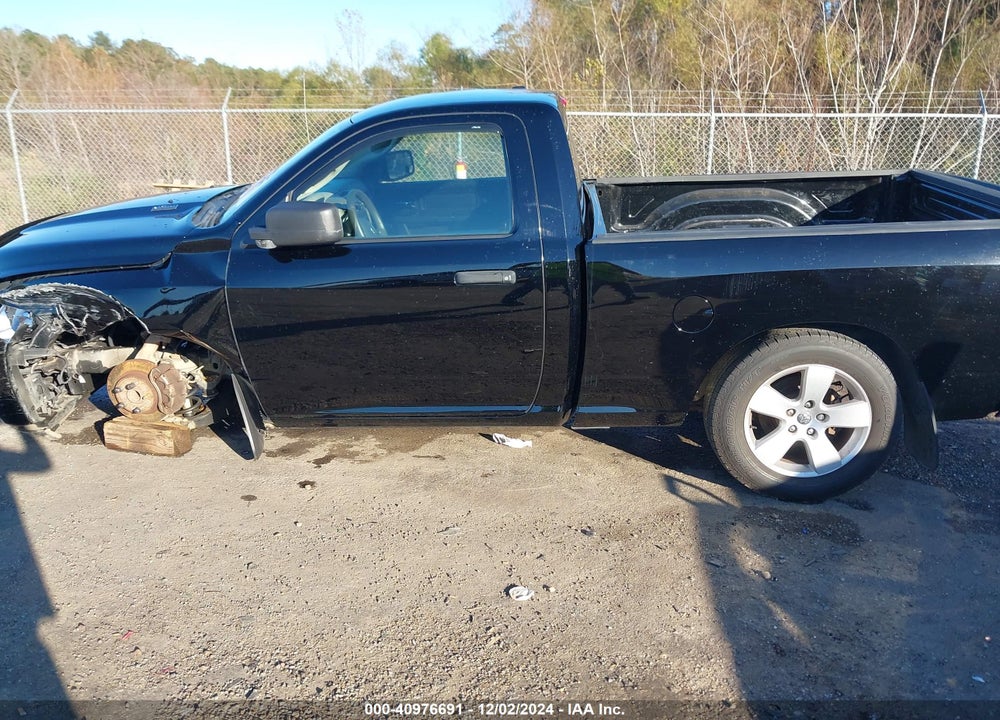2012 RAM 1500 ST VIN: 3C6JD6ATXCG110016