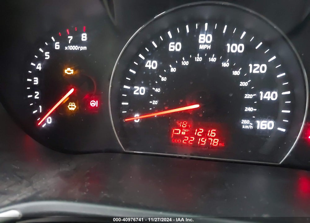 2014 KIA SORENTO LX VIN: 5XYKT3A60EG524612