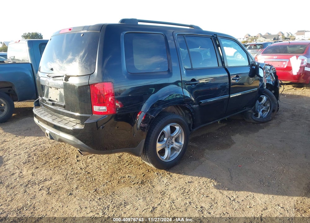 2014 HONDA PILOT EX VIN: 5FNYF3H41EB026514