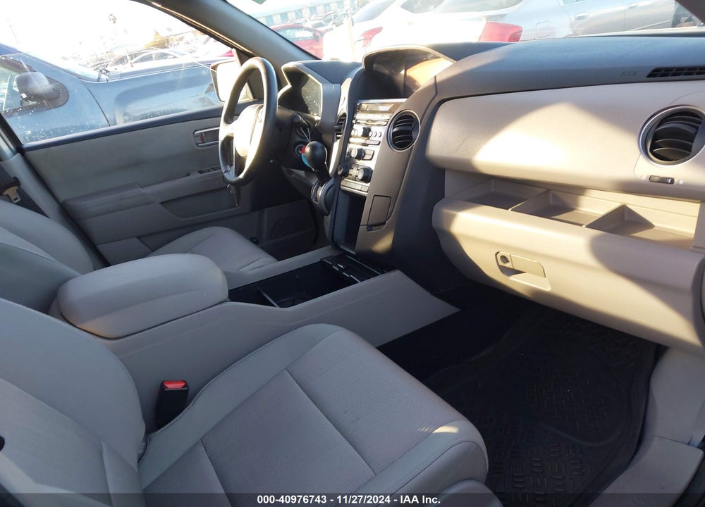 2014 HONDA PILOT EX VIN: 5FNYF3H41EB026514