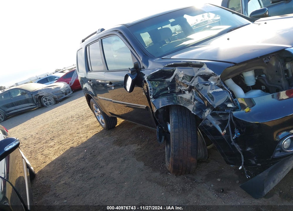 2014 HONDA PILOT EX VIN: 5FNYF3H41EB026514