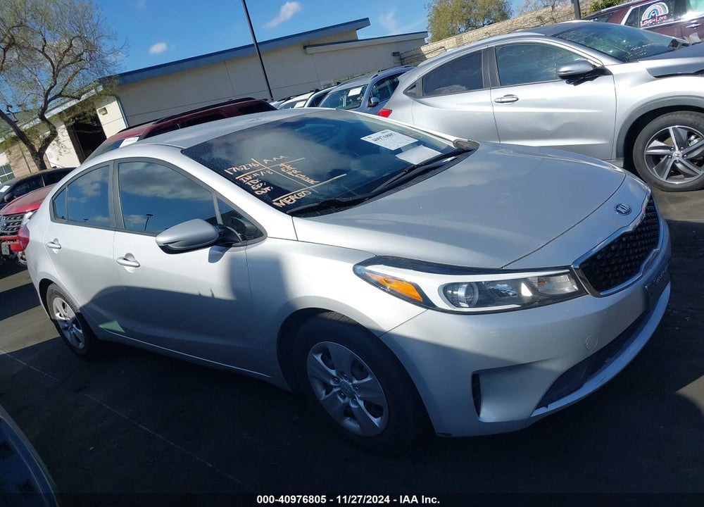 2018 KIA FORTE LX VIN: 3KPFK4A79JE184757