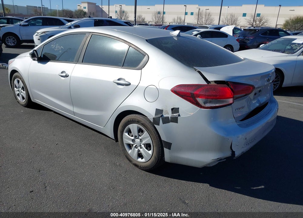2018 KIA FORTE LX VIN: 3KPFK4A79JE184757