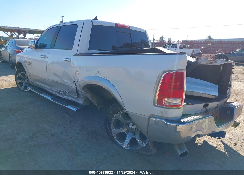 2018 RAM 1500 VIN: 1C6RR6NT0JS210744