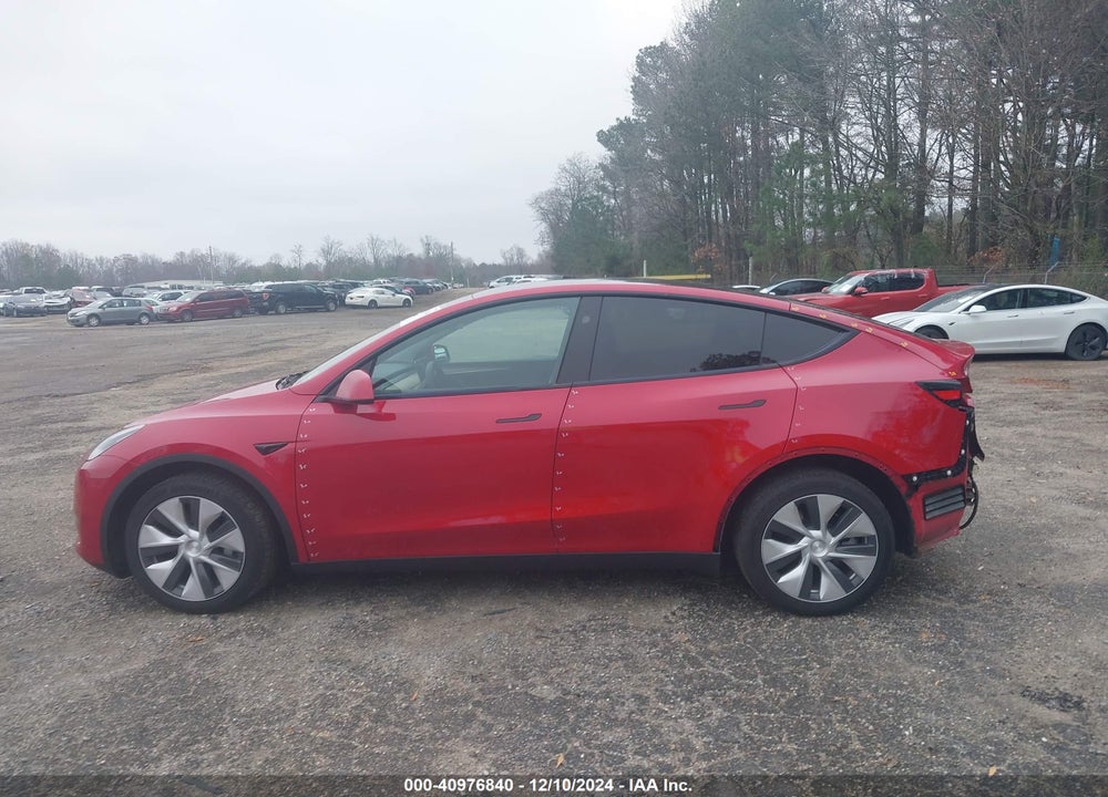 2023 TESLA MODEL Y VIN: 7SAYGDEEXPF839081