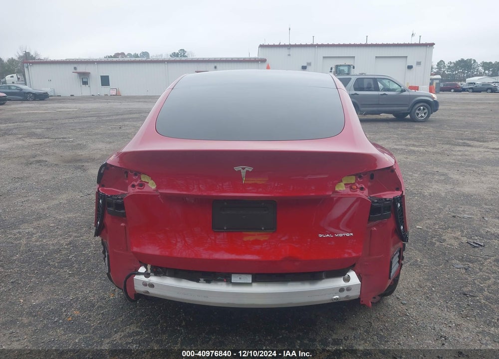 2023 TESLA MODEL Y VIN: 7SAYGDEEXPF839081
