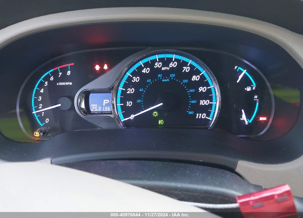 2011 TOYOTA SIENNA XLE VIN: 5TDDK3DC1BS018282