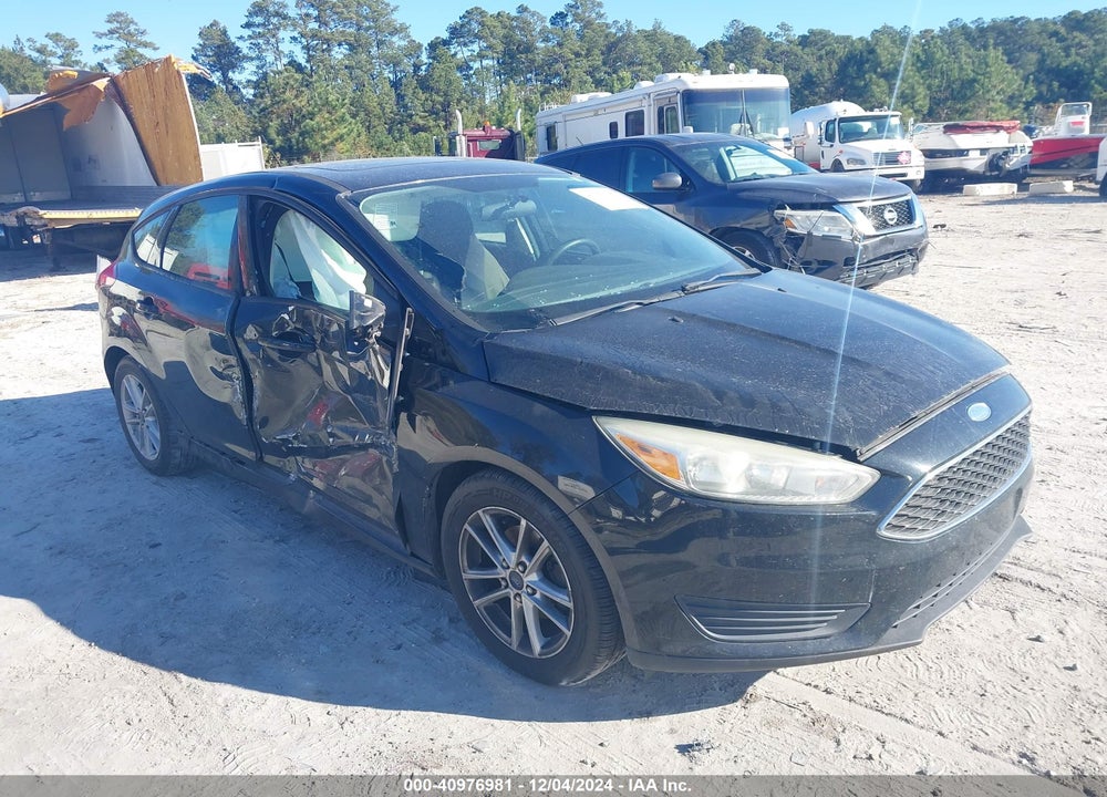 2015 FORD FOCUS SE VIN: 1FADP3K2XFL298132