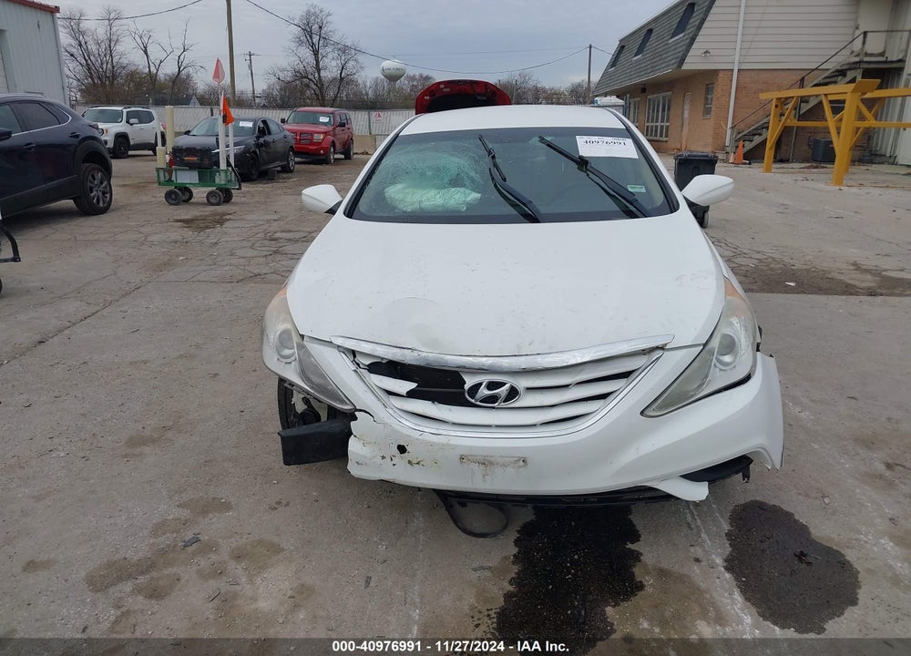 2011 HYUNDAI SONATA VIN: 5NPEB4AC2BH230192