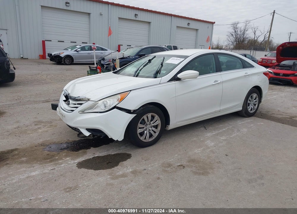 2011 HYUNDAI SONATA VIN: 5NPEB4AC2BH230192