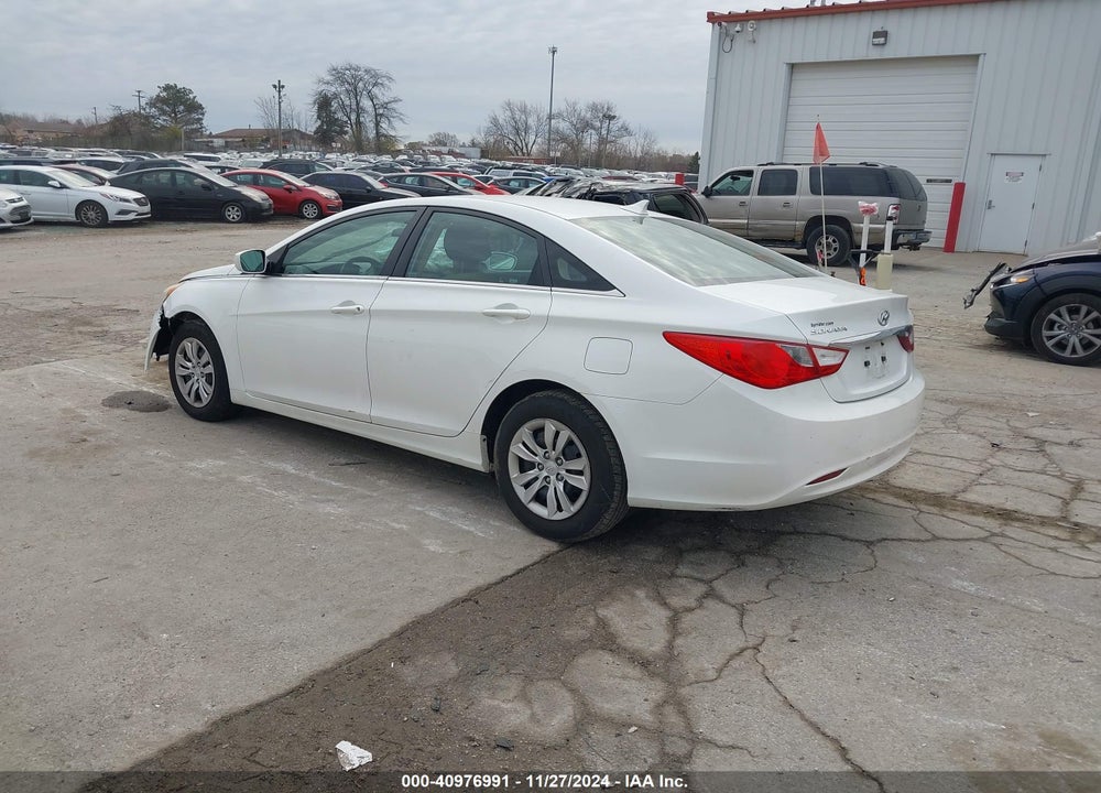 2011 HYUNDAI SONATA VIN: 5NPEB4AC2BH230192