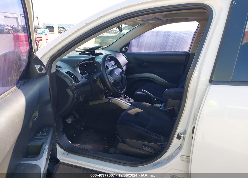 2007 MITSUBISHI OUTLANDER ES/LS VIN: JA4MS31X57Z003291
