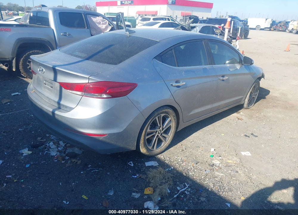2017 HYUNDAI ELANTRA VIN: 5NPD84LF6HH017370