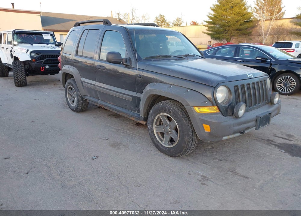 2005 JEEP LIBERTY RENEGADE VIN: 1J4GL38K75W725591