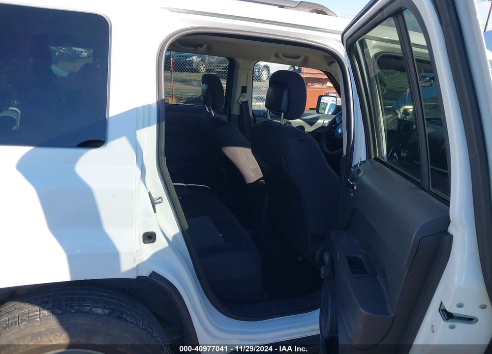 2014 JEEP PATRIOT SPORT VIN: 1C4NJRBB1ED828872