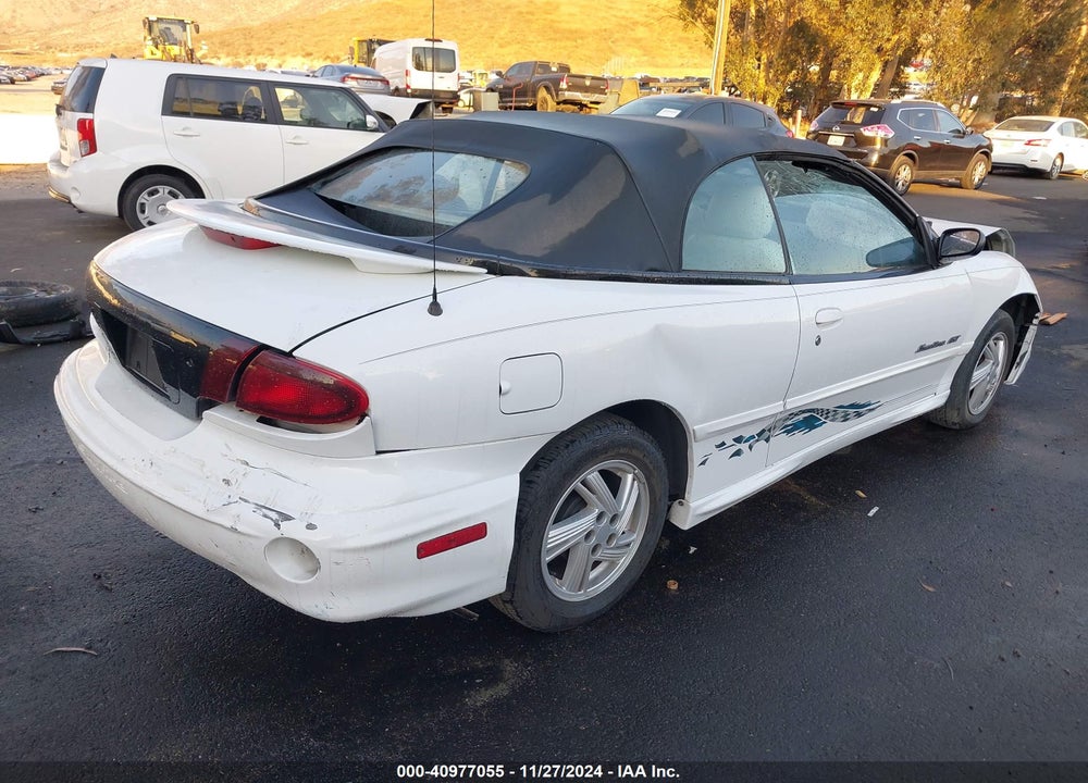 2000 PONTIAC SUNFIRE GT VIN: 4G2JB32T2YB202705