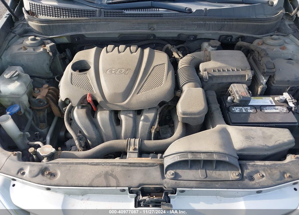 2011 HYUNDAI SONATA VIN: 5NPEB4AC8BH196162