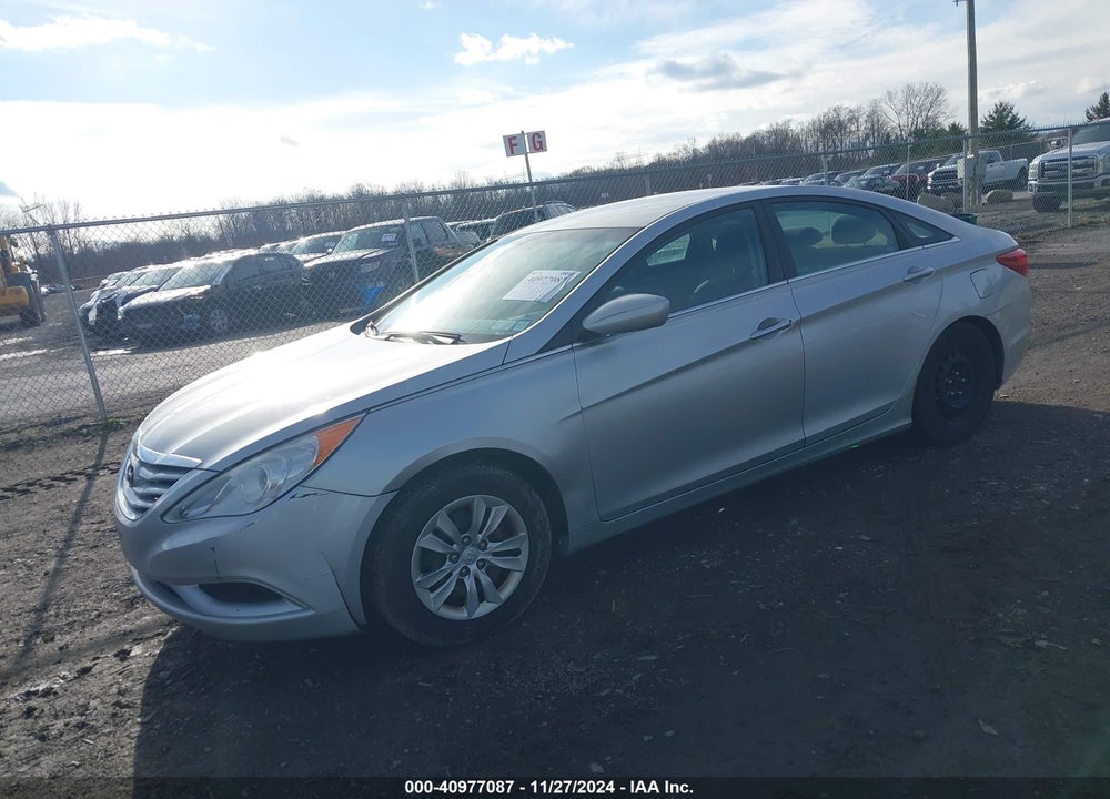 2011 HYUNDAI SONATA VIN: 5NPEB4AC8BH196162